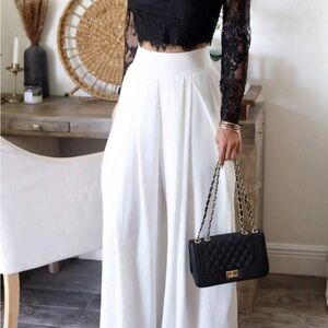 Elegant White Wide-Leg Pants XS